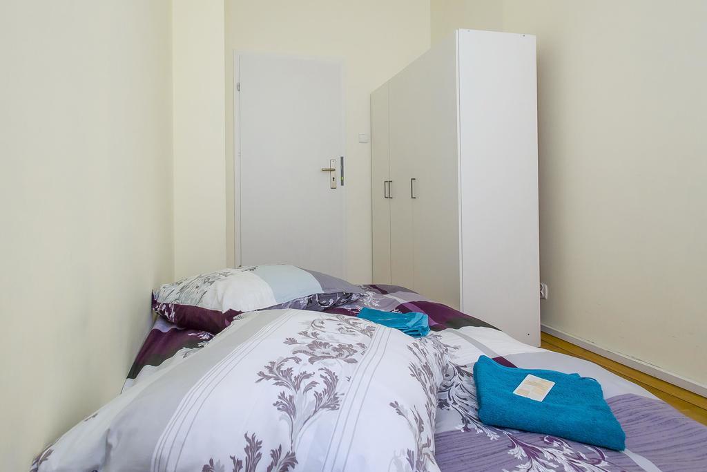 Homestay Metro Centrum Guest Warsaw